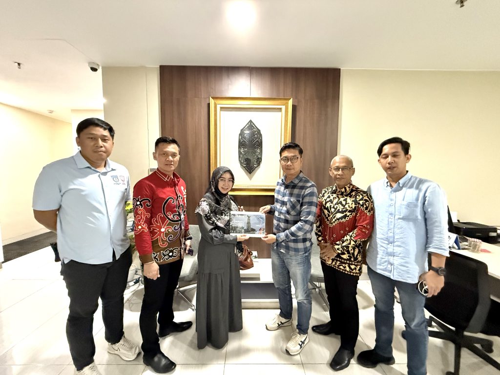 DUKUNGAN : Jajaran BPD Bankaltimtara Wilayah Kaltara menerima kunjungan delegasi Kormi Kaltara. (mediantara)